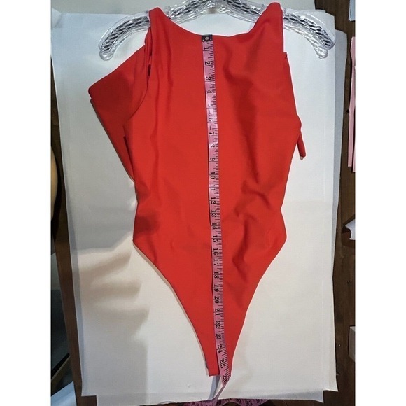 Sara Swim Red One Piece Tie Back Swimsuit Size Large NWT (Note Flaw) - Picture 11 of 14
